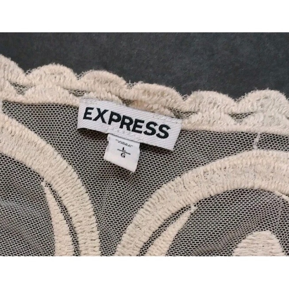 Express Woman's White/ivory Lace Long Sleeve Shirt Size Large Preppy. - Picture 4 of 10